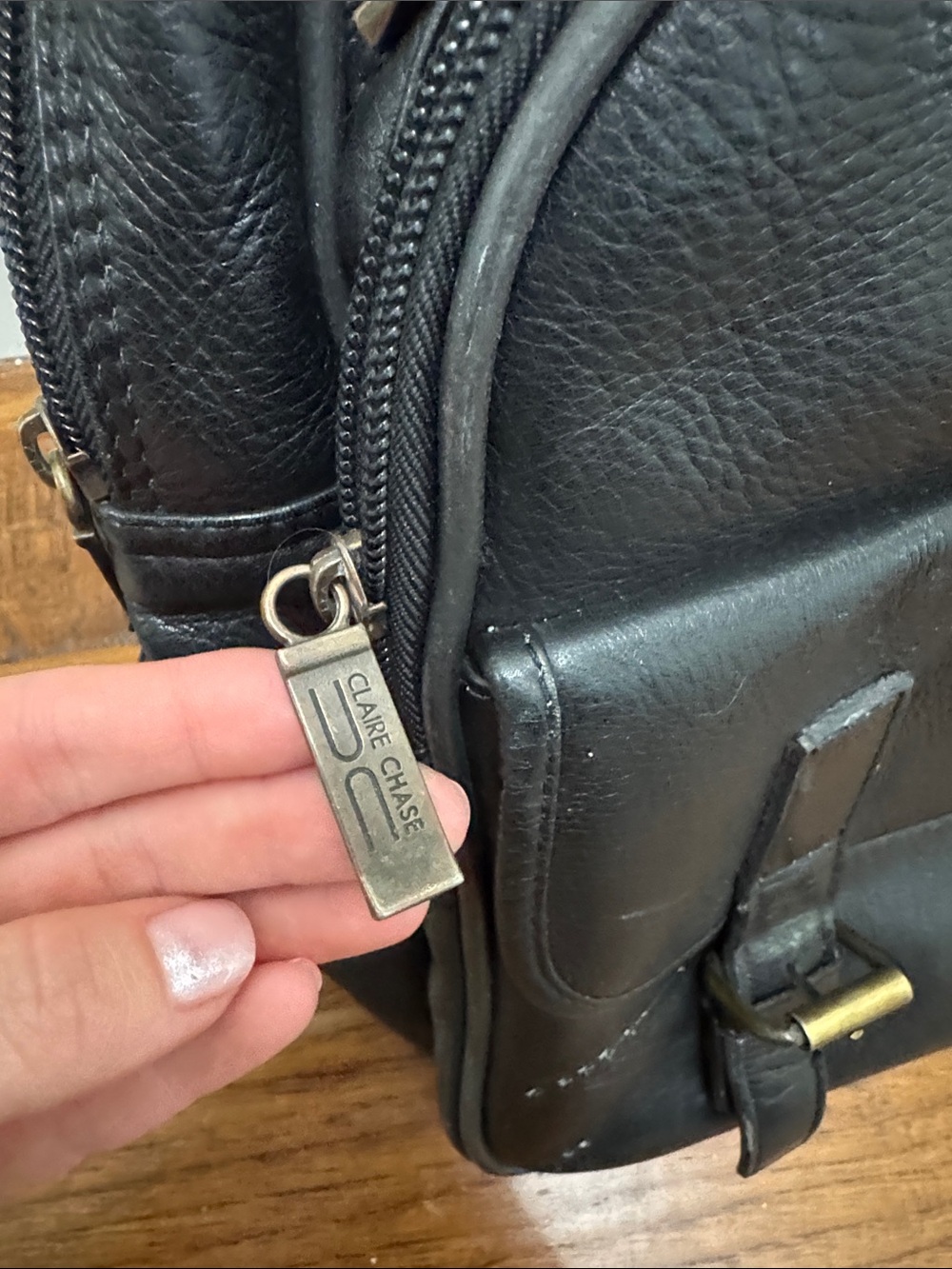 Men's Black Leather Backpack - Versatile Everyday Pack - Picture 3 of 4